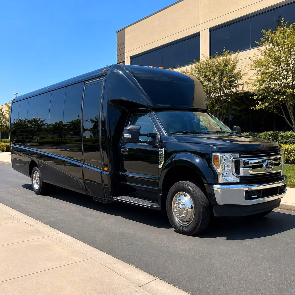 15 passenger minibus