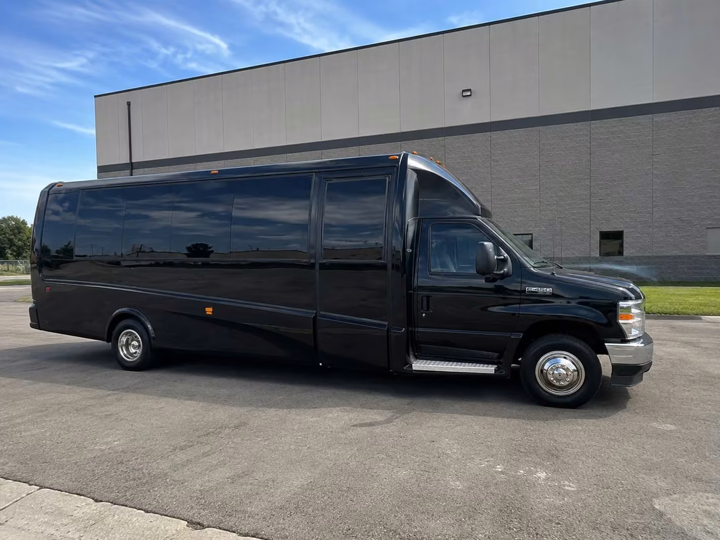 book a minibus or party bus for your san jose bachelorette party
